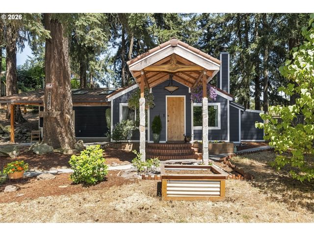 9345 Ne BROADWAY, Portland, OR 97220