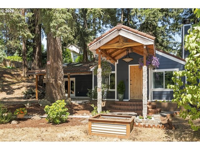 9345 Ne BROADWAY, Portland, OR 97220