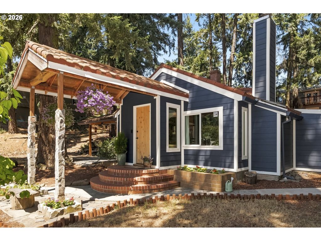 9345 Ne BROADWAY, Portland, OR 97220