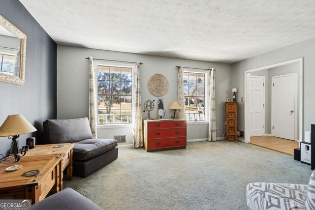 204 Groveland Drive, Peachtree City, GA 30269