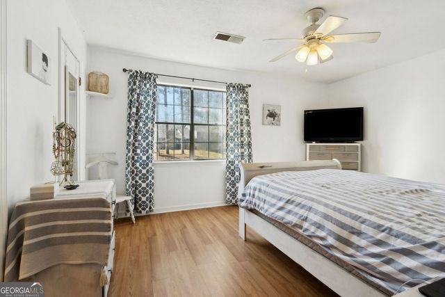 204 Groveland Drive, Peachtree City, GA 30269