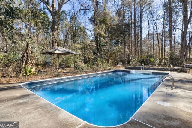 204 Groveland Drive, Peachtree City, GA 30269