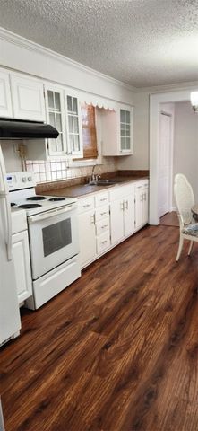 1096 10th Street, Taylor Twp, PA 16160