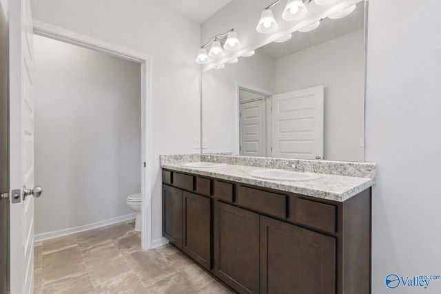 27150 Rabbit Run, Athens, AL 35613