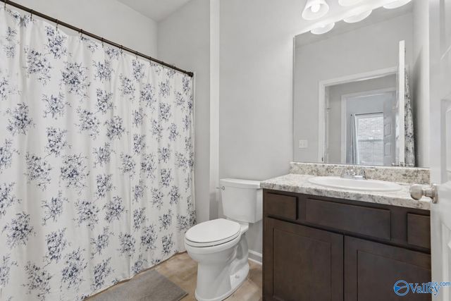 27150 Rabbit Run, Athens, AL 35613