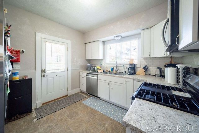 437 Rosewood Avenue Se, East Grand Rapids, MI 49506