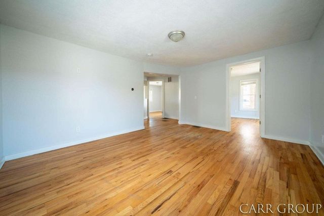 437 Rosewood Avenue Se, East Grand Rapids, MI 49506