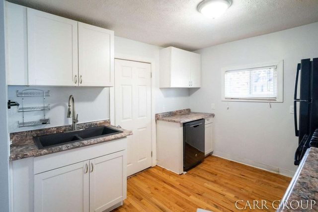 437 Rosewood Avenue Se, East Grand Rapids, MI 49506