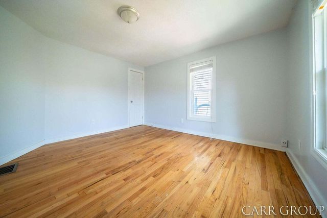 437 Rosewood Avenue Se, East Grand Rapids, MI 49506