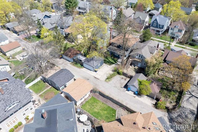 437 Rosewood Avenue Se, East Grand Rapids, MI 49506