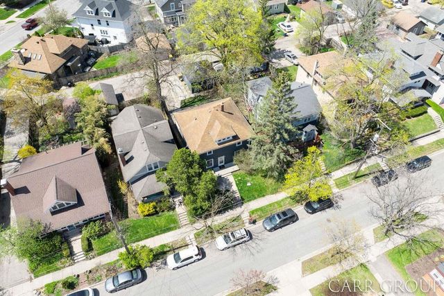 437 Rosewood Avenue Se, East Grand Rapids, MI 49506