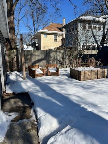 437 Rosewood Avenue Se, East Grand Rapids, MI 49506