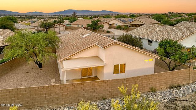 3223 W Placita Del Comienzo, Tucson, AZ 85745