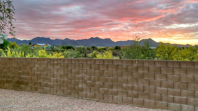 3223 W Placita Del Comienzo, Tucson, AZ 85745