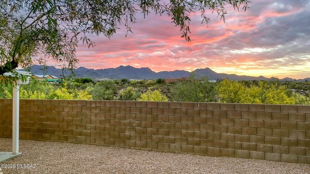 3223 W Placita Del Comienzo, Tucson, AZ 85745