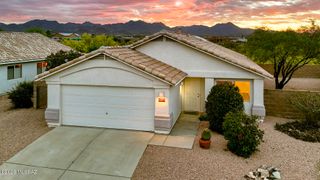 3223 W Placita Del Comienzo, Tucson, AZ 85745