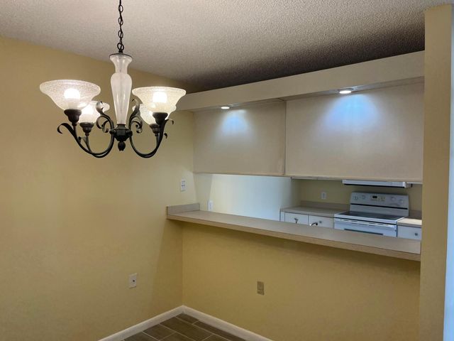 621 6th Way, West Palm Beach, FL 33407