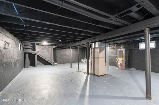 4202 S Brook St, Louisville, KY 40214