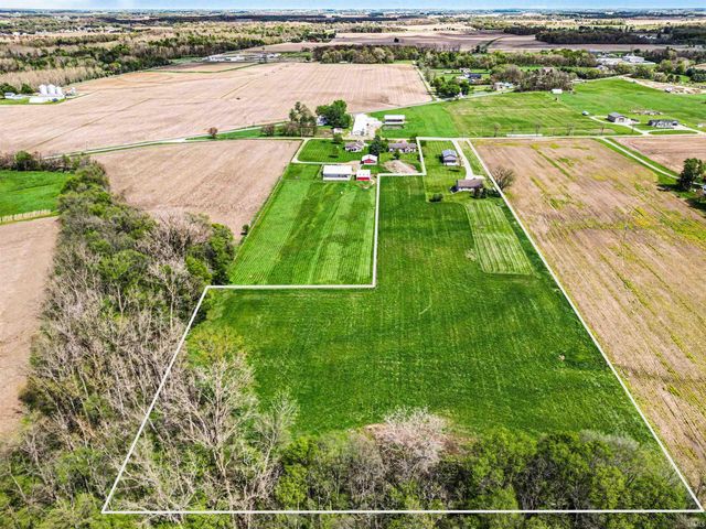 68987 County Road 27, New Paris, IN 46553