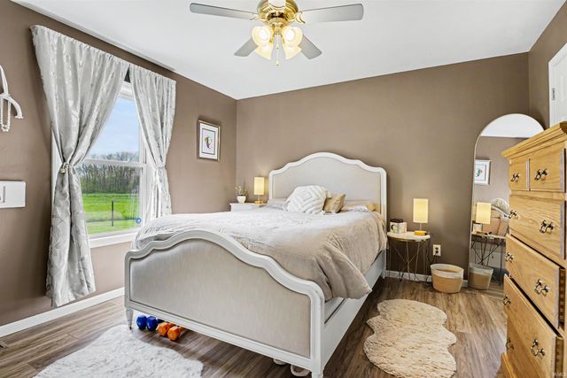 68987 County Road 27, New Paris, IN 46553
