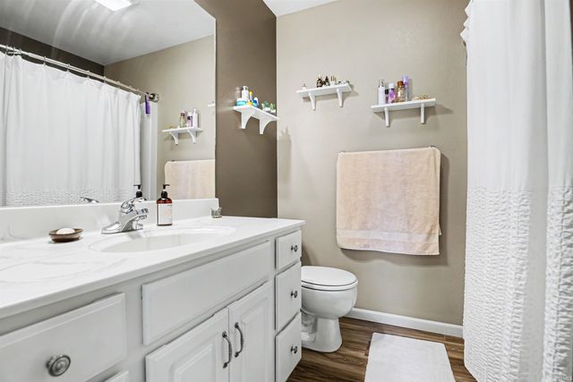 68987 County Road 27, New Paris, IN 46553