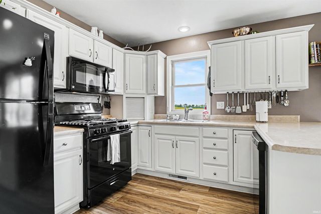68987 County Road 27, New Paris, IN 46553