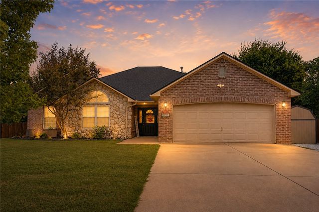22575 Meadow Street, Siloam Springs, AR 72761