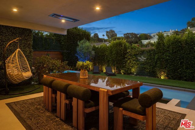 1368 Beckwith Avenue, Los Angeles, CA 90049