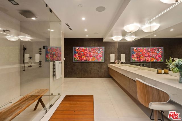 1368 Beckwith Avenue, Los Angeles, CA 90049