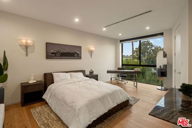 1368 Beckwith Avenue, Los Angeles, CA 90049