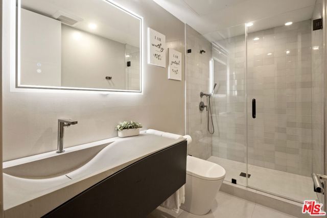 1368 Beckwith Avenue, Los Angeles, CA 90049