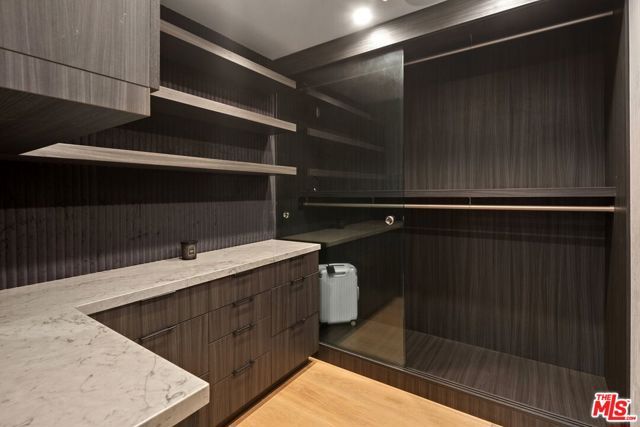 1368 Beckwith Avenue, Los Angeles, CA 90049