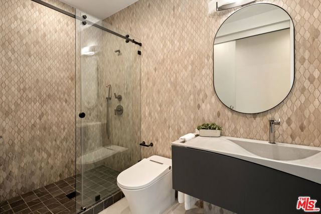 1368 Beckwith Avenue, Los Angeles, CA 90049