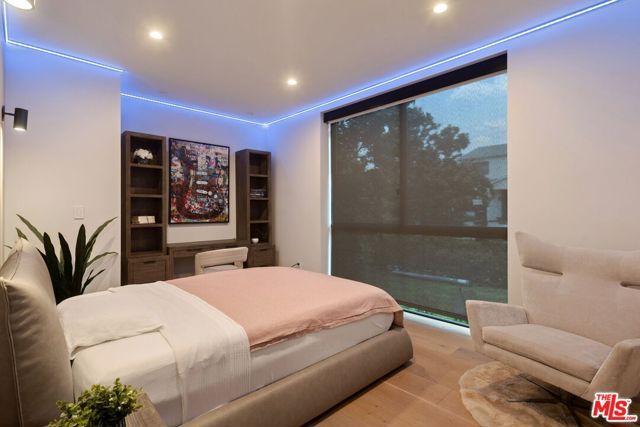 1368 Beckwith Avenue, Los Angeles, CA 90049