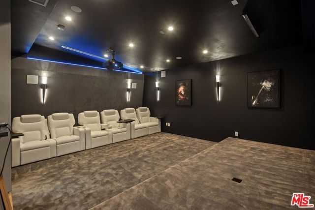1368 Beckwith Avenue, Los Angeles, CA 90049