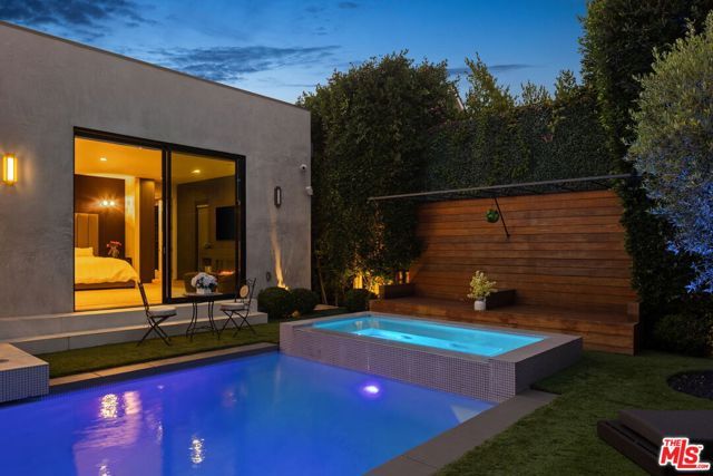 1368 Beckwith Avenue, Los Angeles, CA 90049
