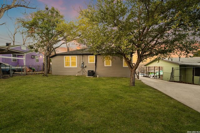 126 Lincolnshire, San Antonio, TX 78220