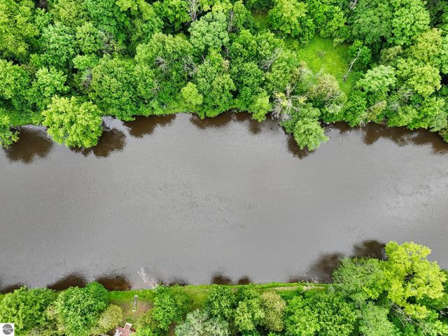 17924 River Bluffs Drive, Hersey, MI 49639