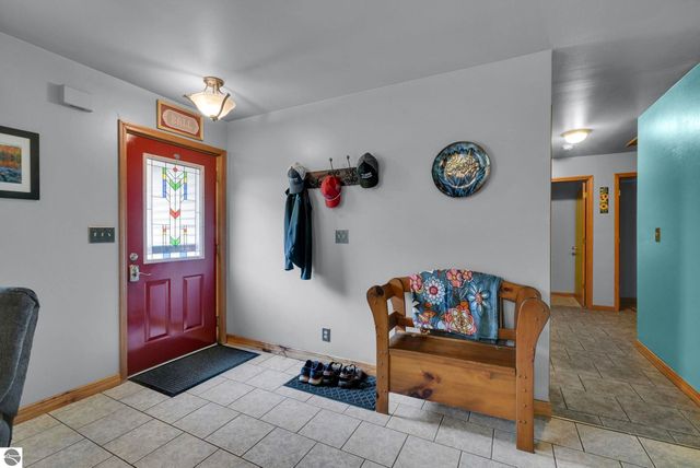 17924 River Bluffs Drive, Hersey, MI 49639