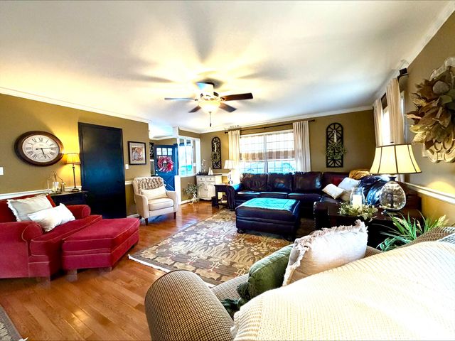 370 Runyon Road, Harrodsburg, KY 40330