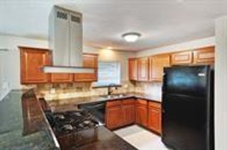 73 S Waxberry Road, The Woodlands, TX 77381