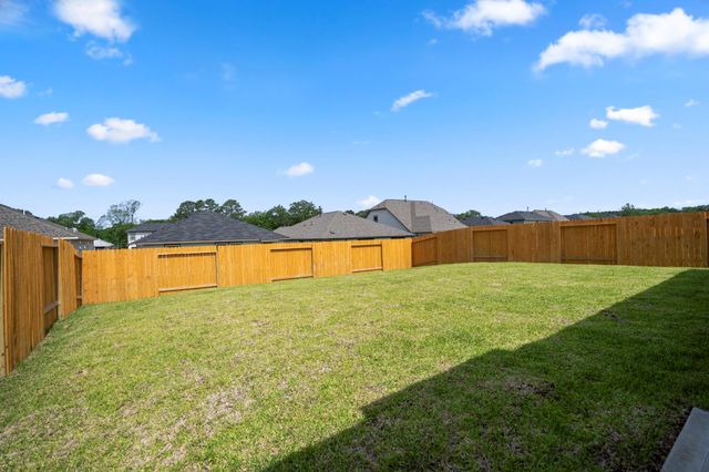 12011 Curlin Drive, Willis, TX 77318