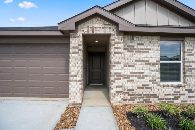 12011 Curlin Drive, Willis, TX 77318