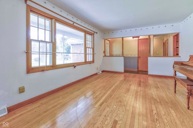 6813 Karyn Drive, Avon, IN 46123