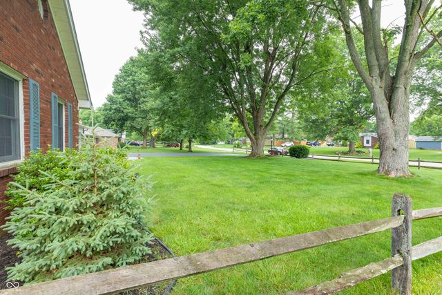 6813 Karyn Drive, Avon, IN 46123