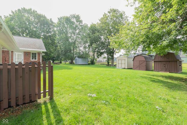 6813 Karyn Drive, Avon, IN 46123
