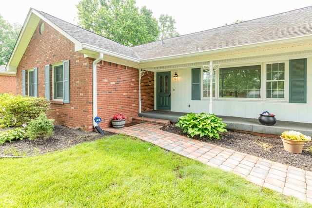 6813 Karyn Drive, Avon, IN 46123