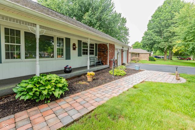 6813 Karyn Drive, Avon, IN 46123