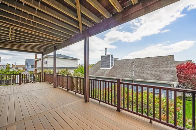29 Bath Street, Lido Beach, NY 11561