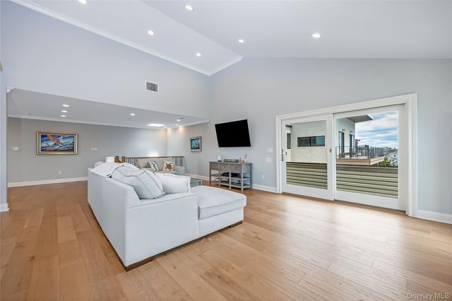 29 Bath Street, Lido Beach, NY 11561